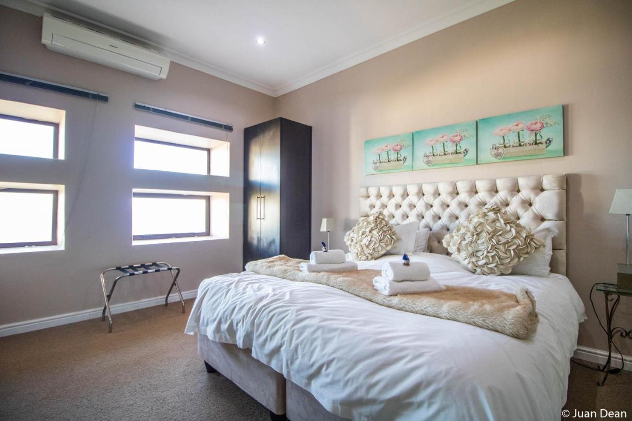 Aqua Terra Boutique Guesthouse Simonʼs Town Buitenkant foto