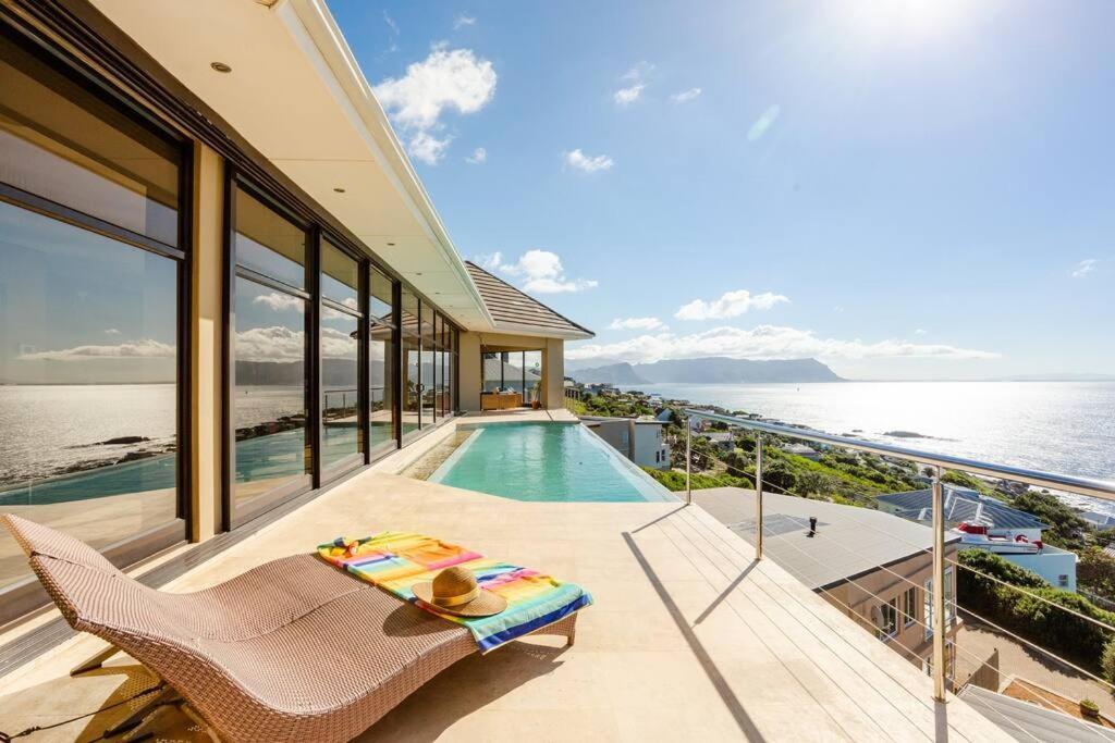 Aqua Terra Boutique Guesthouse Simonʼs Town Buitenkant foto