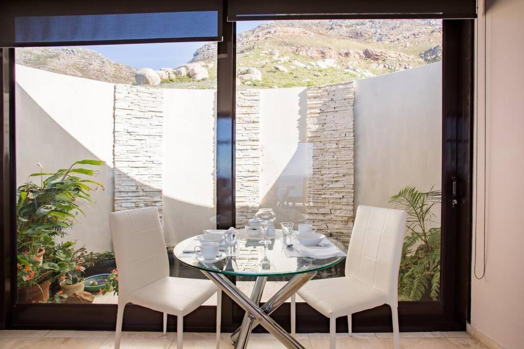 Aqua Terra Boutique Guesthouse Simonʼs Town Buitenkant foto